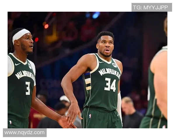 字母哥:我已经恢复到100%了 完成所有康复步骤后我随时可以上场 字母哥:我已经恢复到100%了 完成所有康复步骤后我随时可以上场